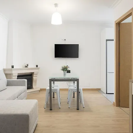 Miral Beachside 4 - By Hd Апартаменты *